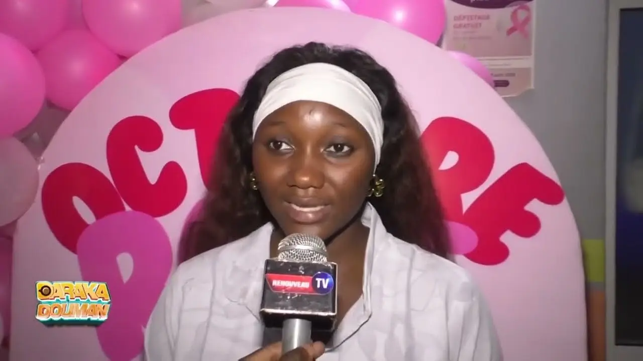 DARAKA DUMAN PARLE D’OCTOBRE ROSE