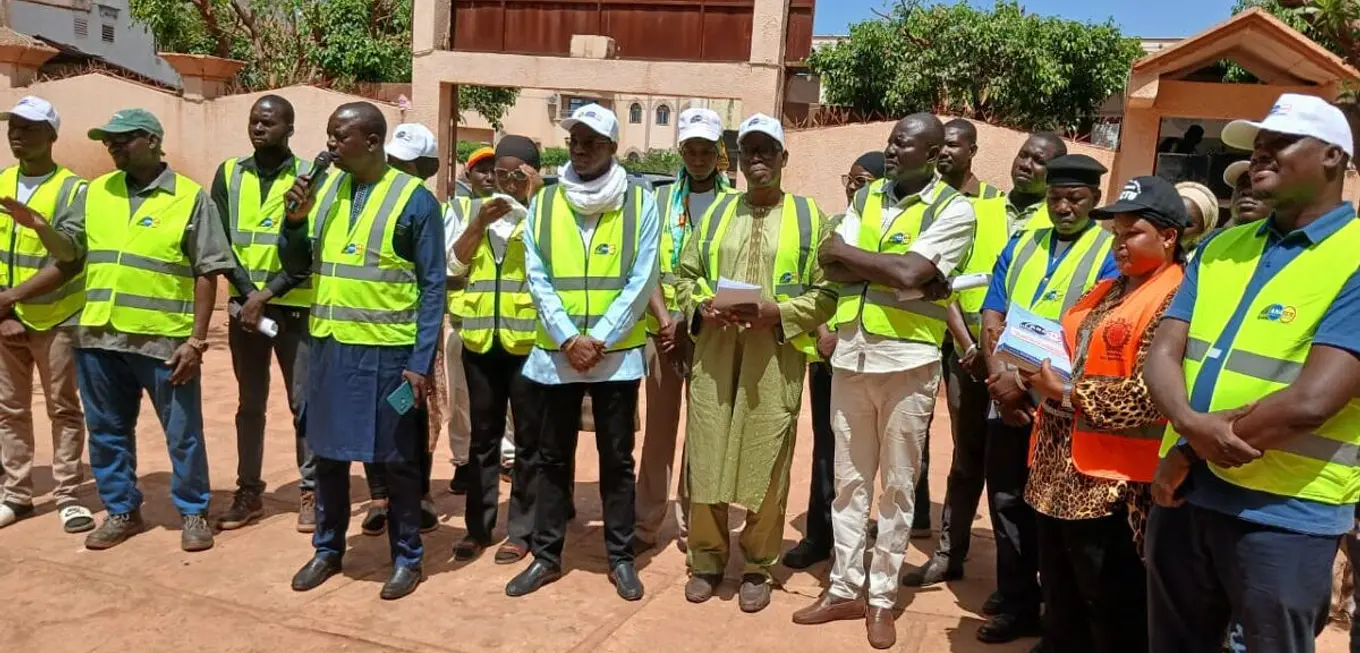 Travaux d’aménagement en 2×2 voies de la Section Bamako-Koulouba-Kati :  Une caravane de sensibilisation de l’ANASER a sillonné le tronçon pendant 3 jours