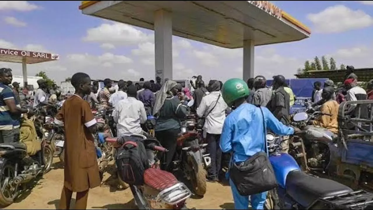 VIS A VIS S’INTÉRESSE À LA NÉGOCIATION AVEC LES TERRORISTES