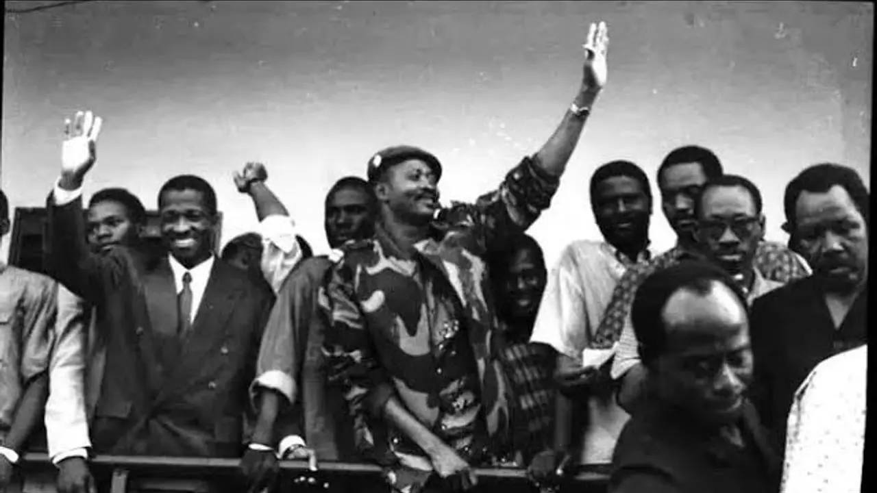 7/7 FAIT LE BILAN DES 35 ANS DE LA DÉMOCRATIE AU MALI