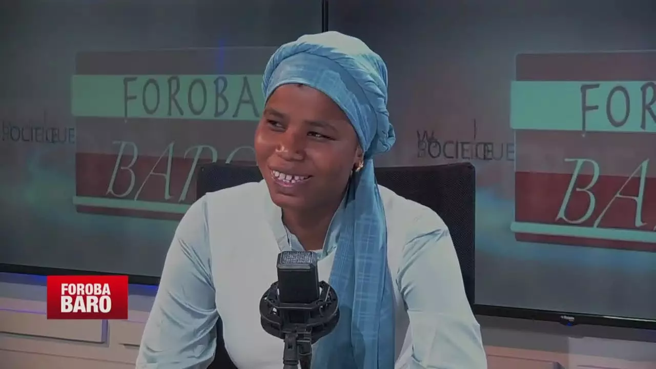 FOROBA BARO AVEC LA CANDIDATE À L’ÉLECTION DE FEMAFOOT