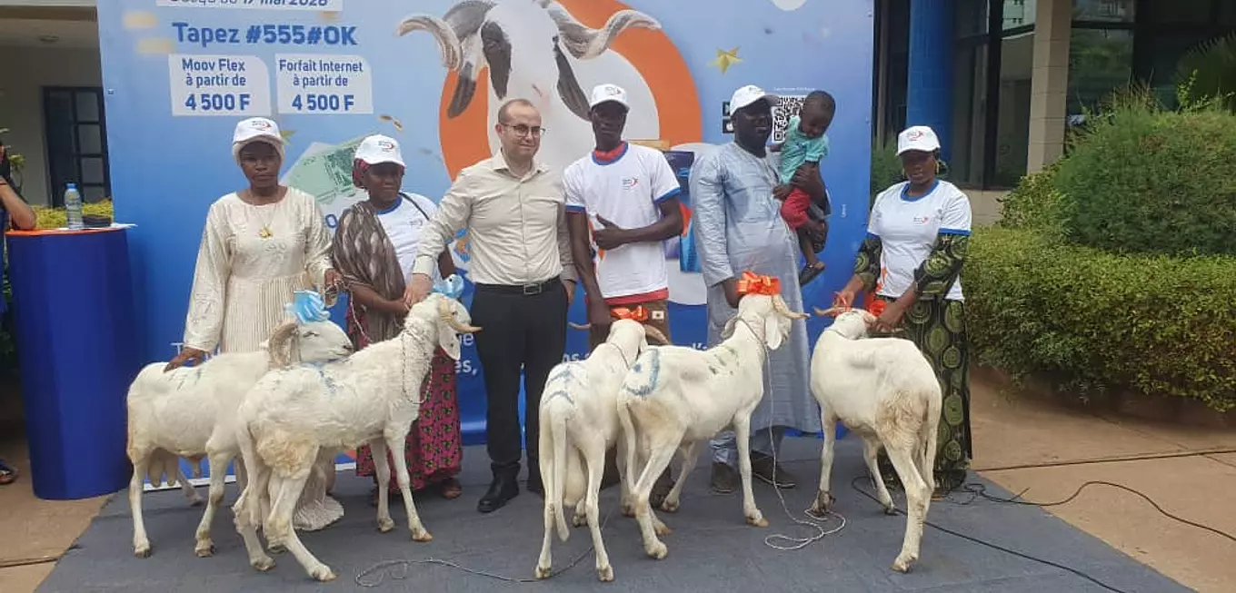 Fête de Tabaski : Moov Africa Malitel donne du sourire à 60 fidèles clients