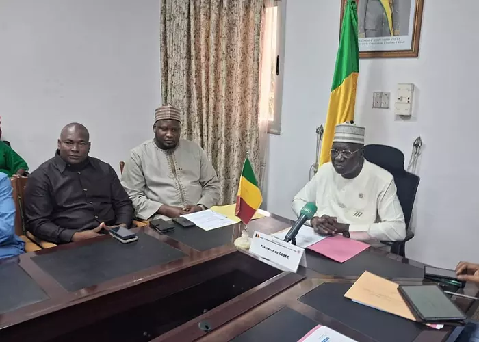 Le Secrétaire général du Comité syndical du CESEC à Yacouba KATILE : « En 5 ans, sous votre direction, le CESEC s’est fait distinguer au niveau national et international »