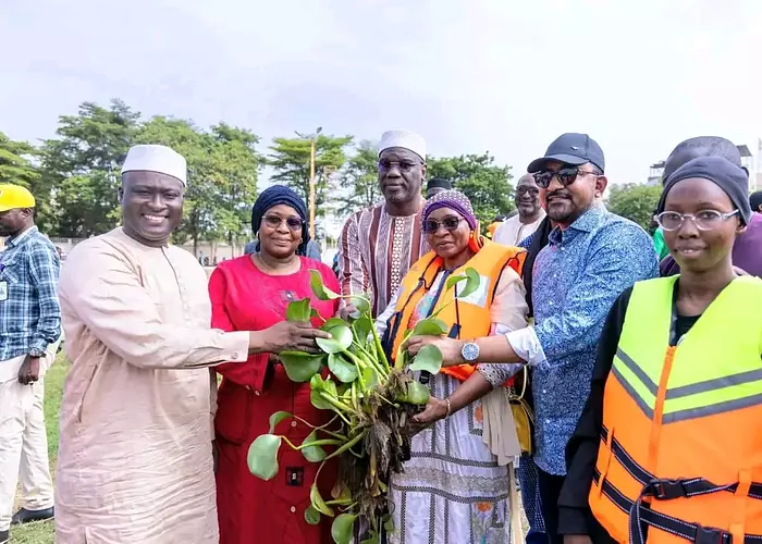 Semaine nationale de l’Intégration africaine : Les acteurs s’attaquent aux jacinthes du fleuve Niger