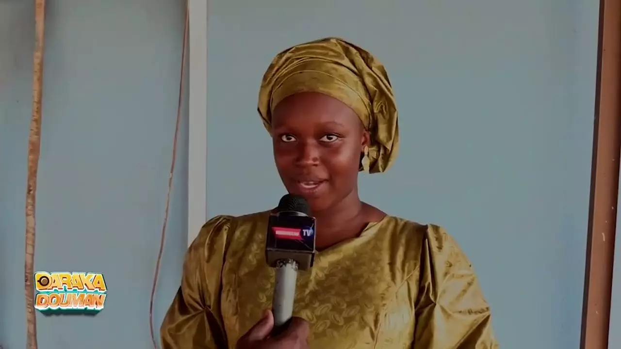 DARAKA DUMAN S’INTÉRESSÉ AU MARIAGE À DISTANCE