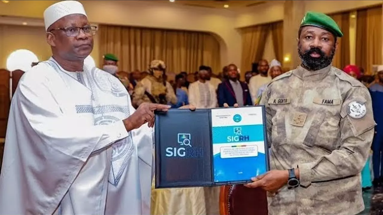 7/7 S’INTÉRESSE AUX 36000 AGENTS NON ENREGISTRÉS