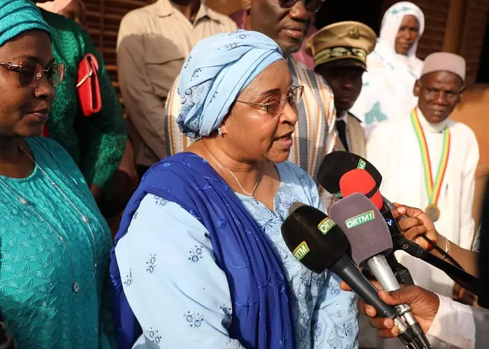 Lancement des épreuves du DEF 2026 à l’AE-BRD en Commune VI : La ministre Assa Badiallo Touré appelle à « des examens propres et sereins »