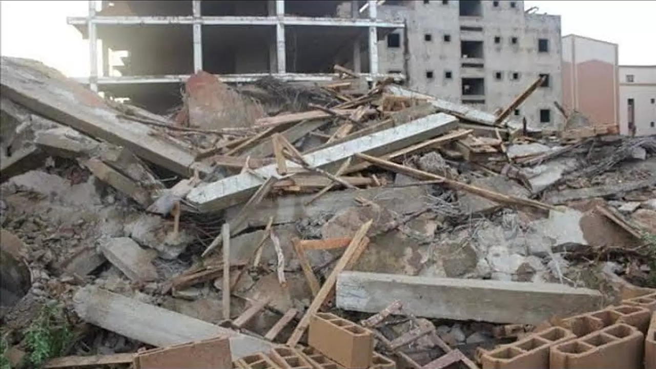 À QUI LA FAUTE S’INTÉRESSE À LA FAUTE DE L’EFFONDREMENT AU MALI