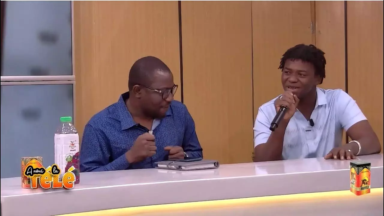 CLUB PLAISIR AVEC PLAISIR ET JOE BAMOU