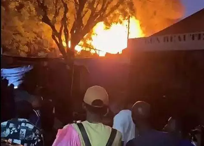 Grand Marché de Bamako : Un violent incendie provoque d’énormes dégâts matériels