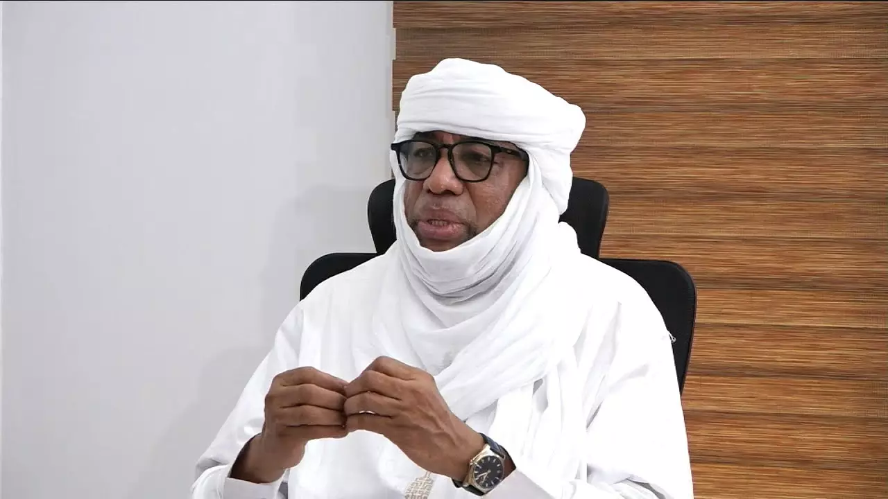 FOROBA BARO AVEC LE PRÉSIDENT DE L’ASSOCIATION TAMZOUK, ALHAMDOU AG ILYENE