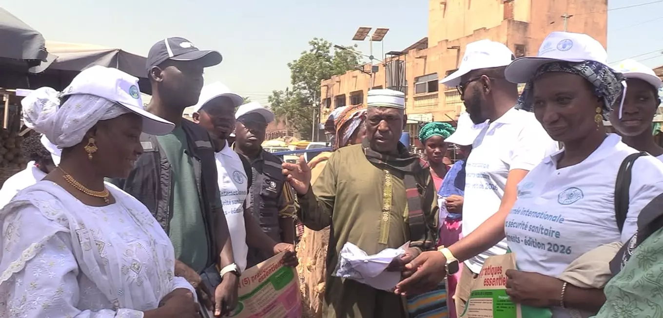 Sécurité sanitaire des aliments : L’INSP et ses partenaires sensibilisent des vendeuses de plusieurs marchés de Bamako